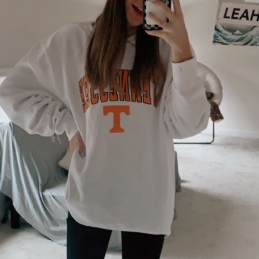 white Tennessee crewneck!